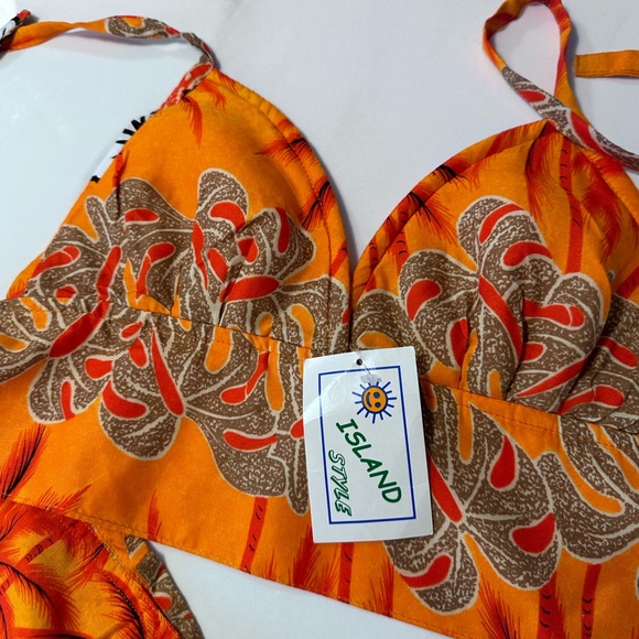 Two Piece Tropical Sarong and Top Set - Picture 2 of 5